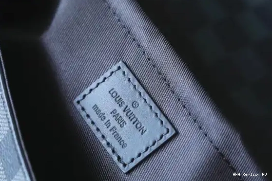 Aaa replica ru Messenger VUITTON LOUIS S-Cape 0506